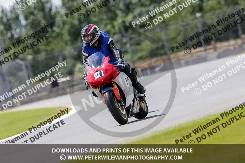 donington no limits trackday;donington park photographs;donington trackday photographs;no limits trackdays;peter wileman photography;trackday digital images;trackday photos